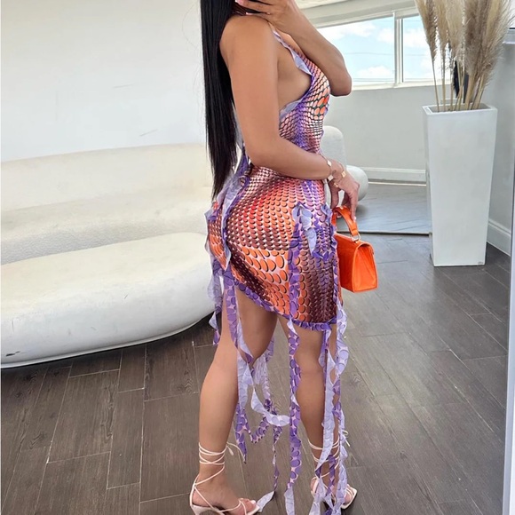 NEW Printed Ruffle Minidress - Picture 2 of 5